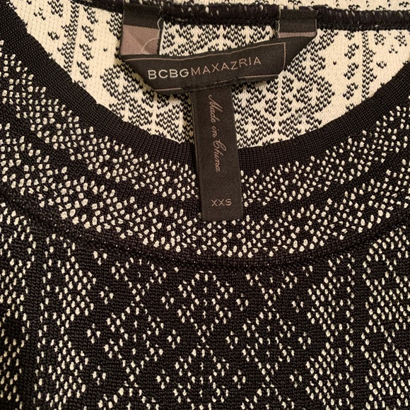 BCBGMaxAzria Jose Geometric Pattern Dress - Picture 4 of 7